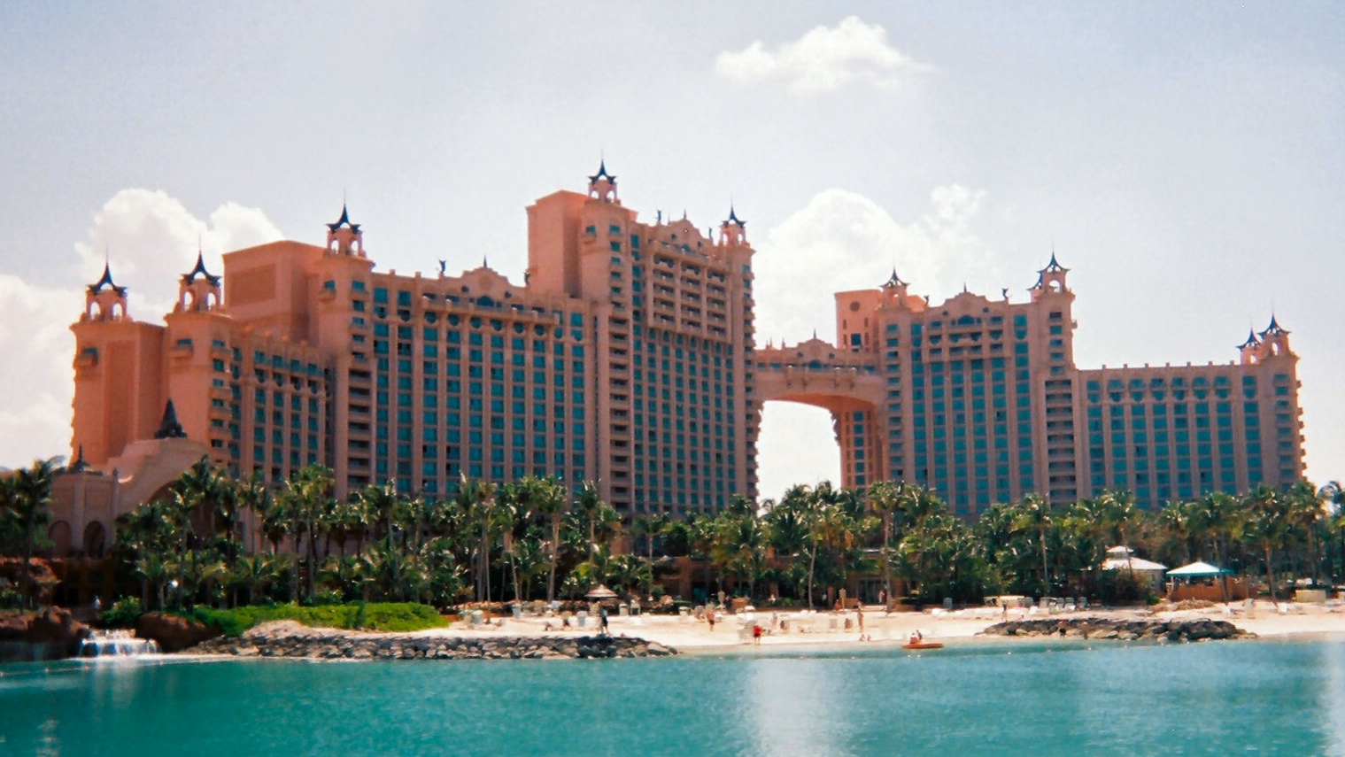 Atlantis-Resort-Bahamas.jpg