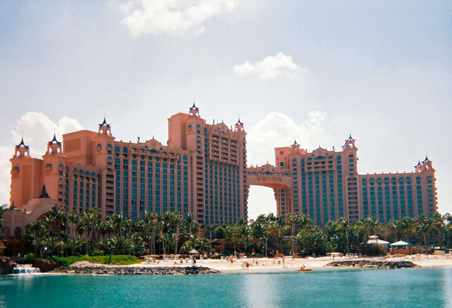 Atlantis-Resort-Bahamas.jpg