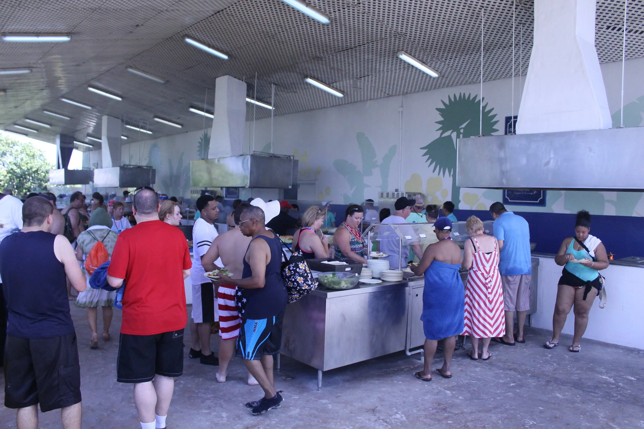 Local Food and Drink Half Moon Cay — Fun Ashore