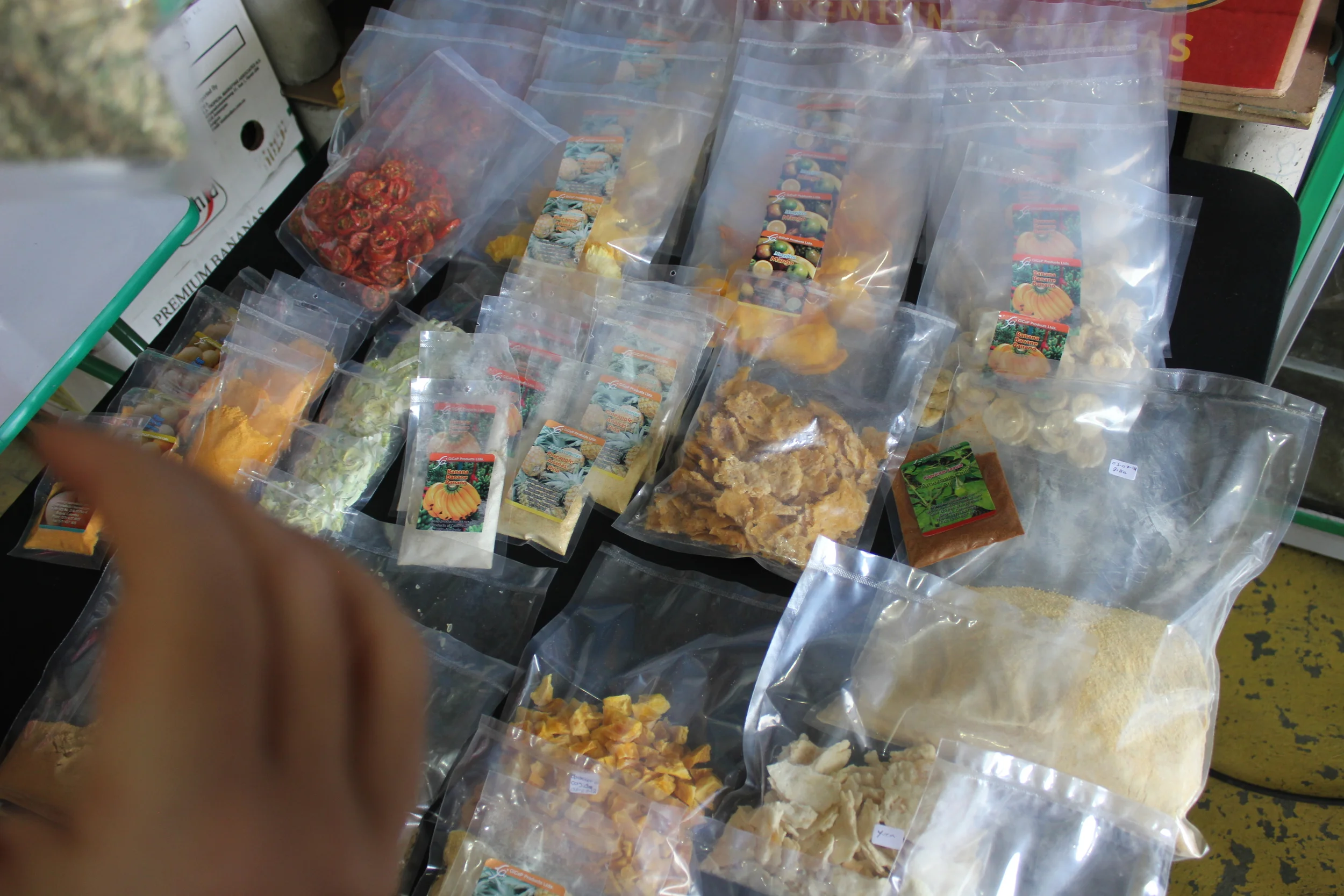 Zeodratation: An innovative technology for processing herbs, fruits and vegetables in Colombia and help provide economic opportunities for farmers. 