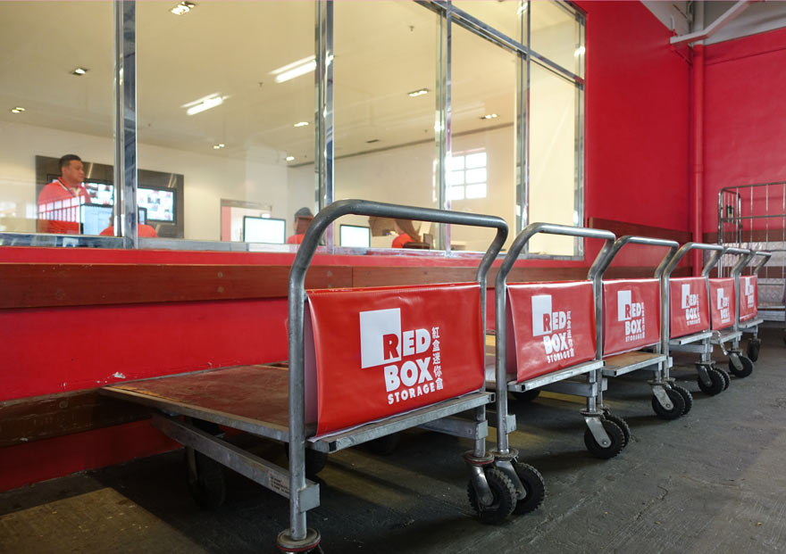 MADE-marketing-and-design-Redbox-003-trolleys.jpg