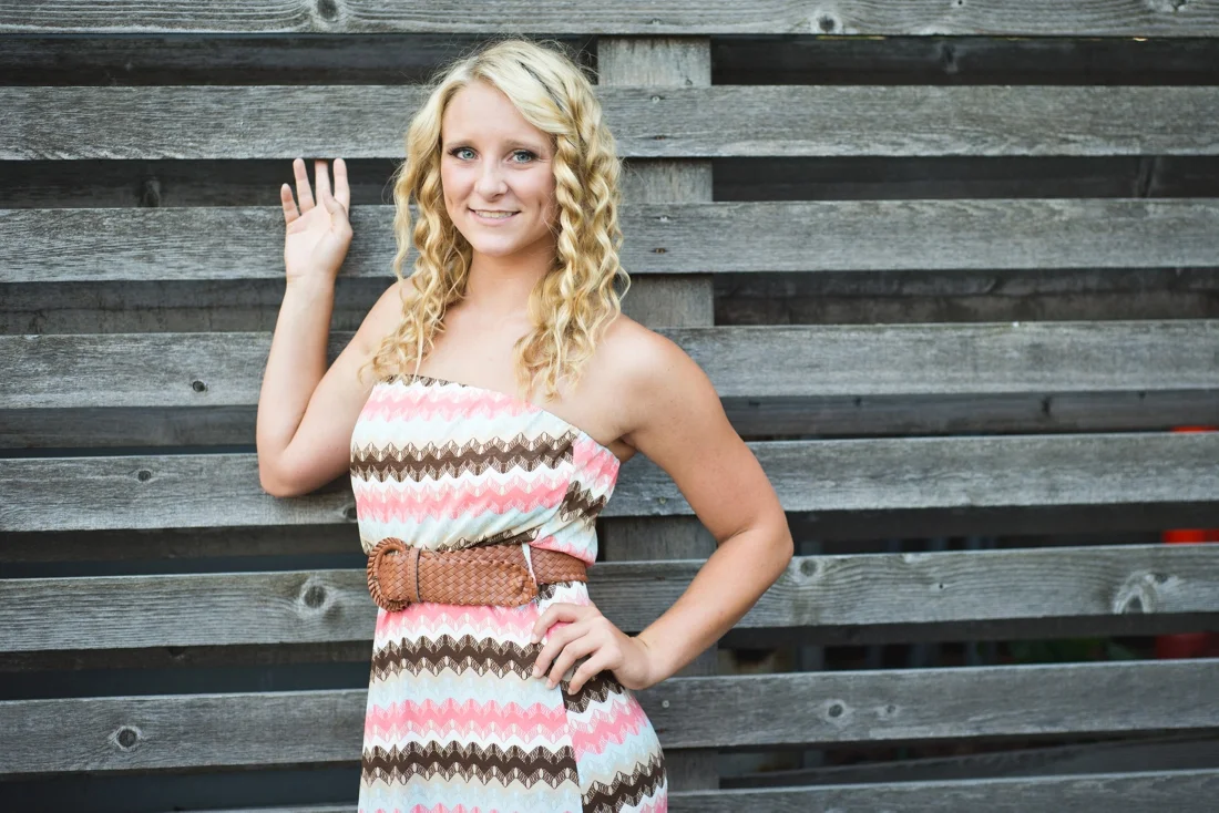 JessSeniorKC_DHPhotography024.jpg