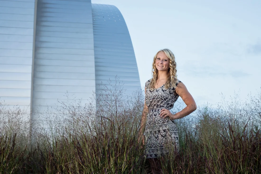 JessSeniorKC_DHPhotography105.jpg