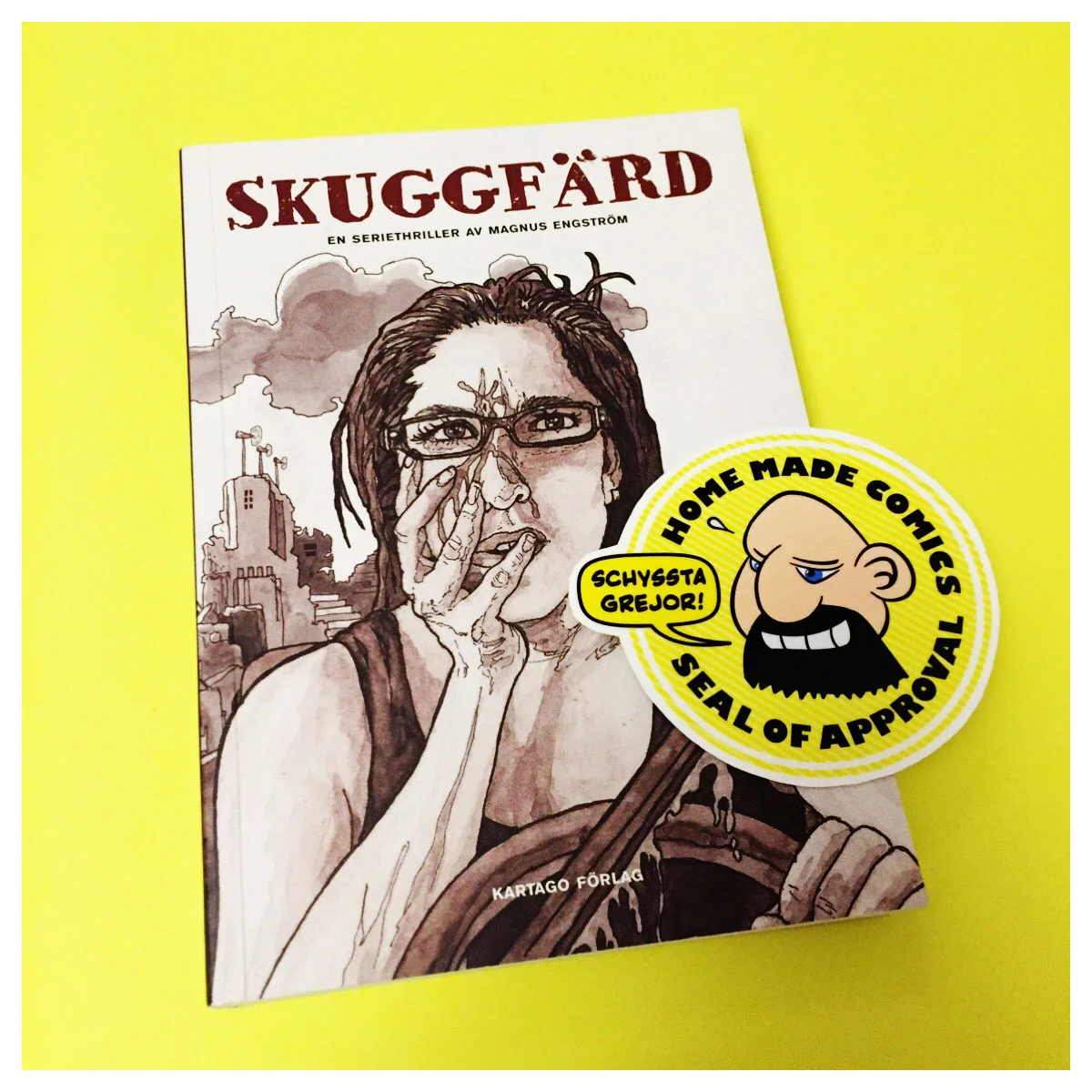Home Made Comics Seal of Approval #186. Skuggfärd av Magnus Engström utgiven av Kartago 2017.