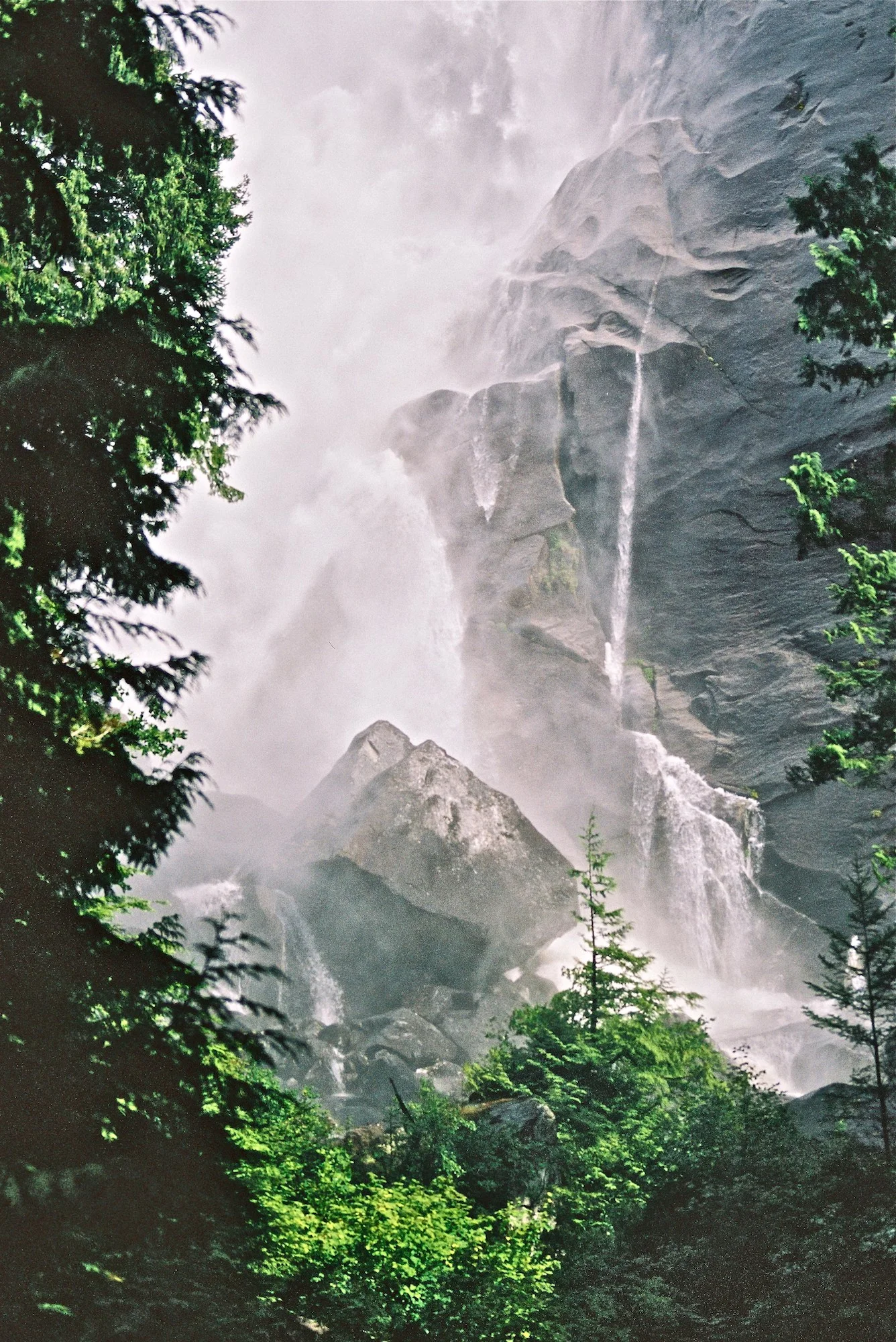 7. Shannon Falls-sun & spray