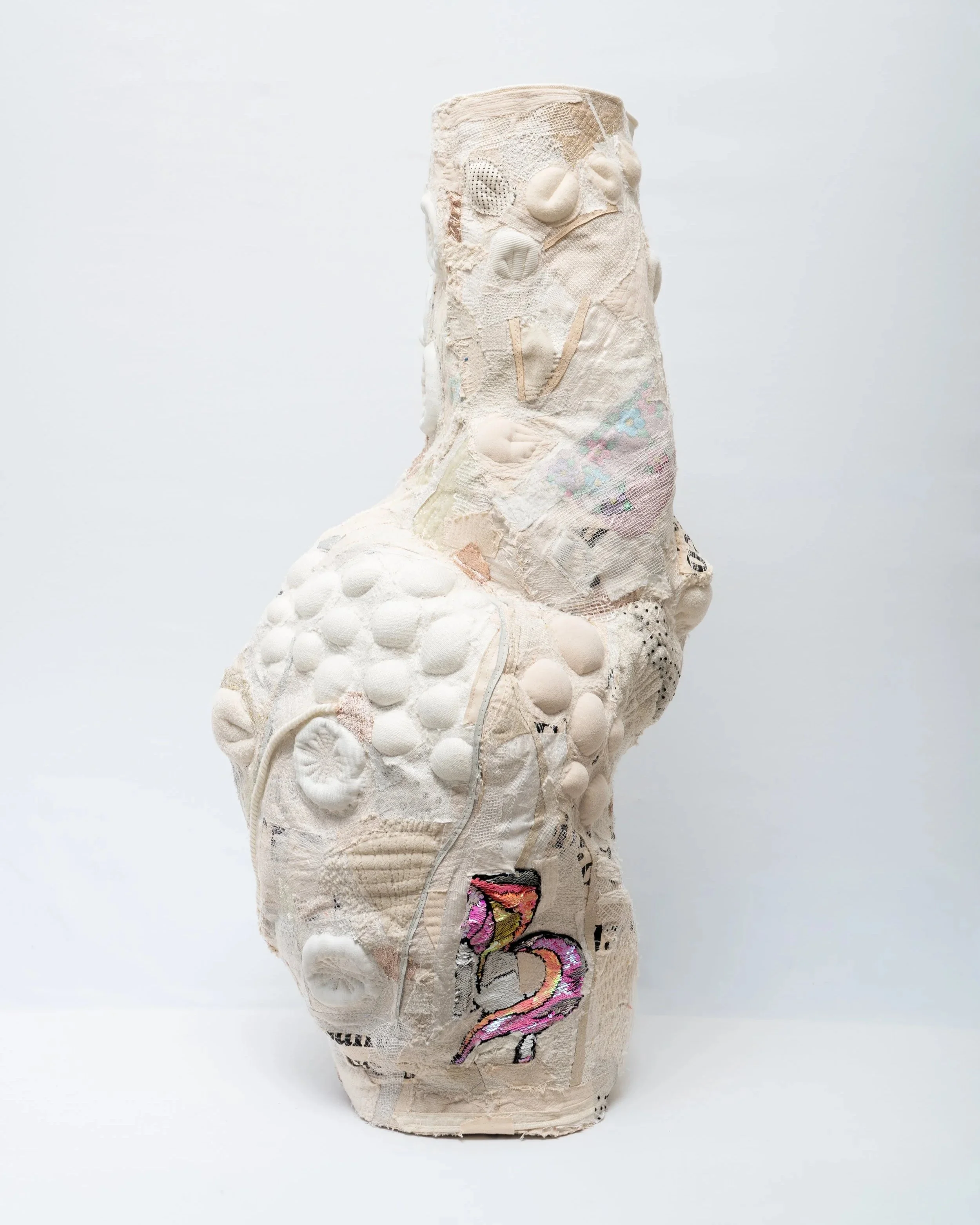 Licorn 39 x 20 x 20 in.