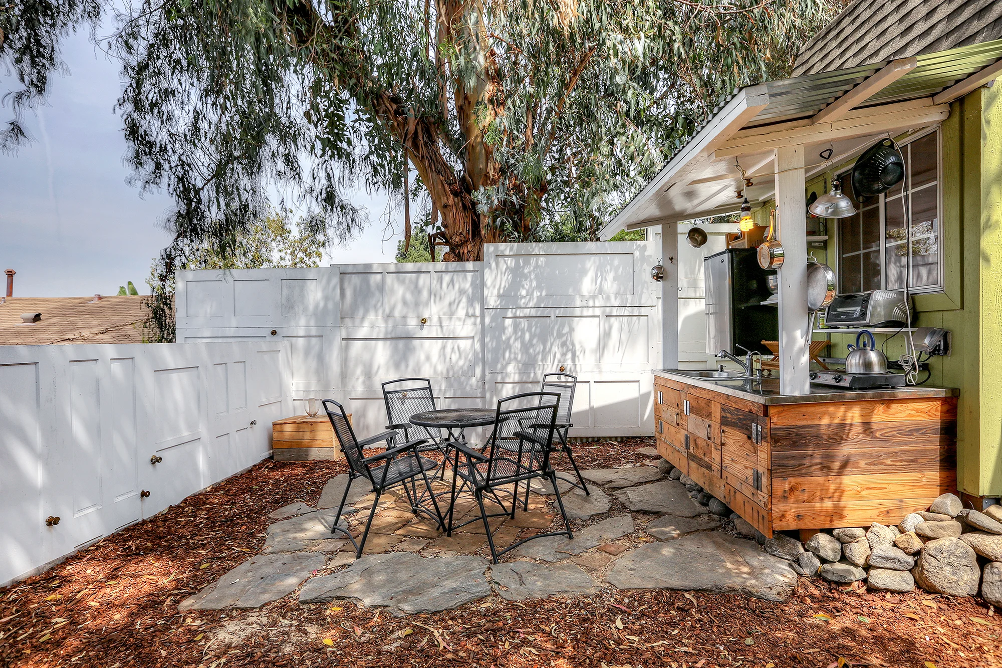 Outdoor Kitchen