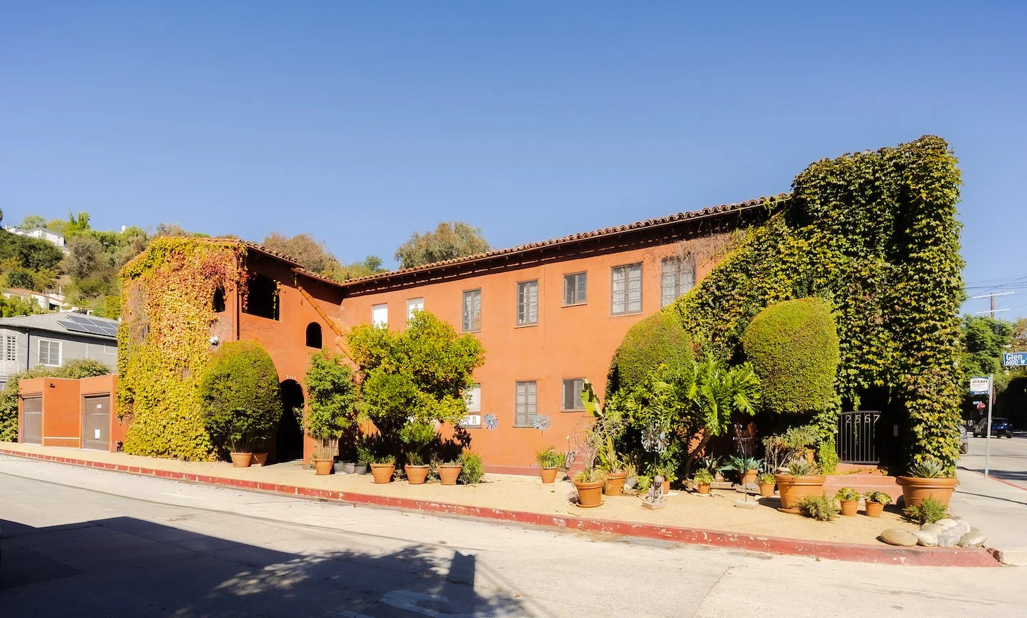 2563 N Beachwood Dr – Beachwood Canyon Fourplex for Sale