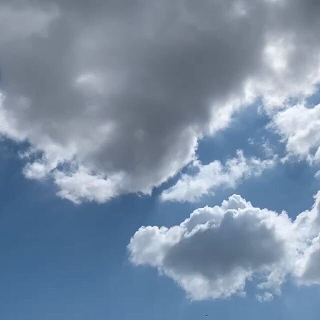 Clouds are my obsession!
Since we are all@alone for@now, I found this moment for hope and peaceful thoughts. 
Kind thoughts coming your way for health and for our future.
@allywwhelan @strouse72 @suzi_estelle @yogawithleanna @skewereddreams @jensnext