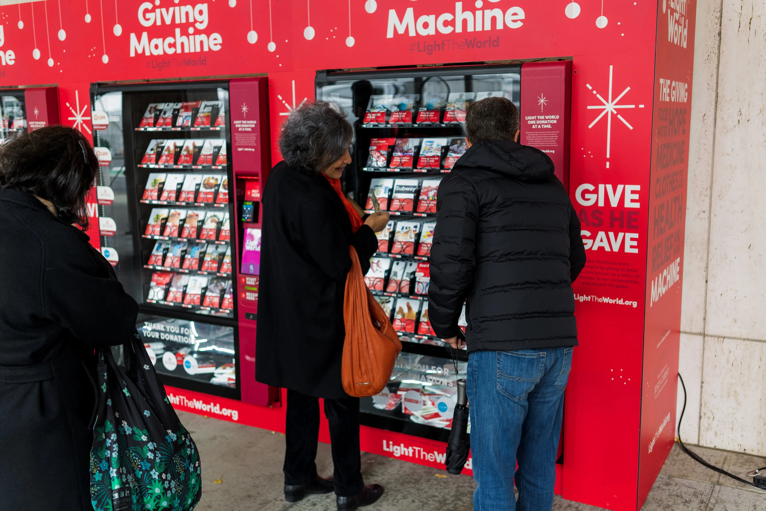 Patrons donated goods and services to those in need through vending machines in New York, Salt Lake City, London, Arizona and Manila. In some cases, people waited in line up to two hours just to give money away.