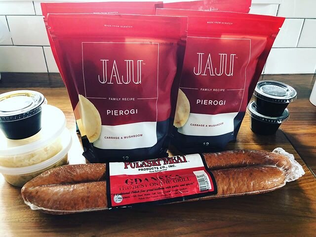 Polish meal kit from @jajupierogi is in the house!
They make the best Pierogi&rsquo;s too.  I don&rsquo;t have to cook tonight but it&rsquo;s just like my Babci used to make🙏🏻 .. Btw they deliver these kits directly to your door👌🏻.
.
Thanks guys!