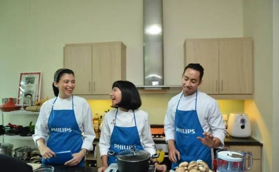 Alat-masak-Philip.jpg
