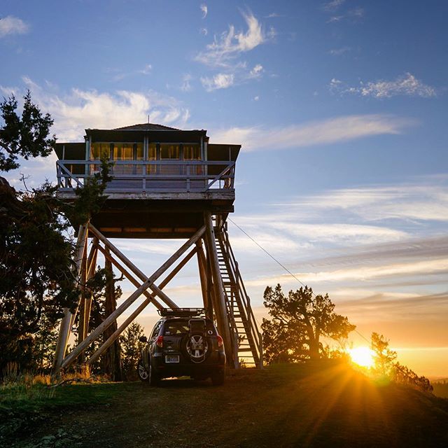 Annual Fire Lookout reservation for 2018... ✔️Although there&rsquo;s only a handful available to rent in Oregon, @camillar89 and I have made it our goal to try and stay at each one. Can&rsquo;t wait to check another off the list.
.
.
.
.
.
#firelooko