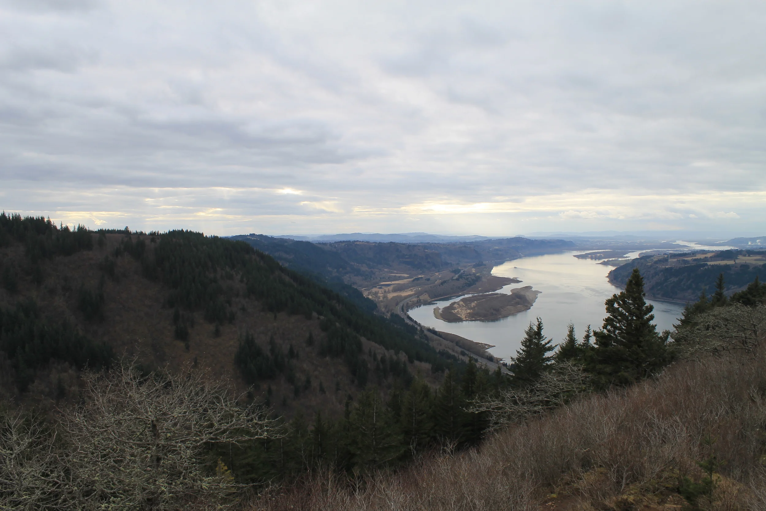 Rainy Day Exercise Blues? 8 Ideas to Keep You Moving and Grooving