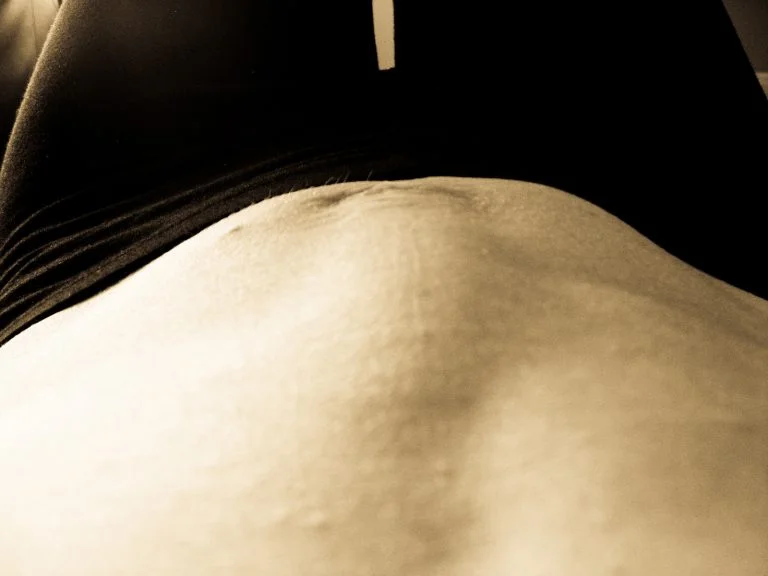 http://www.mommyish.com/postpartum-stomach-pictures/