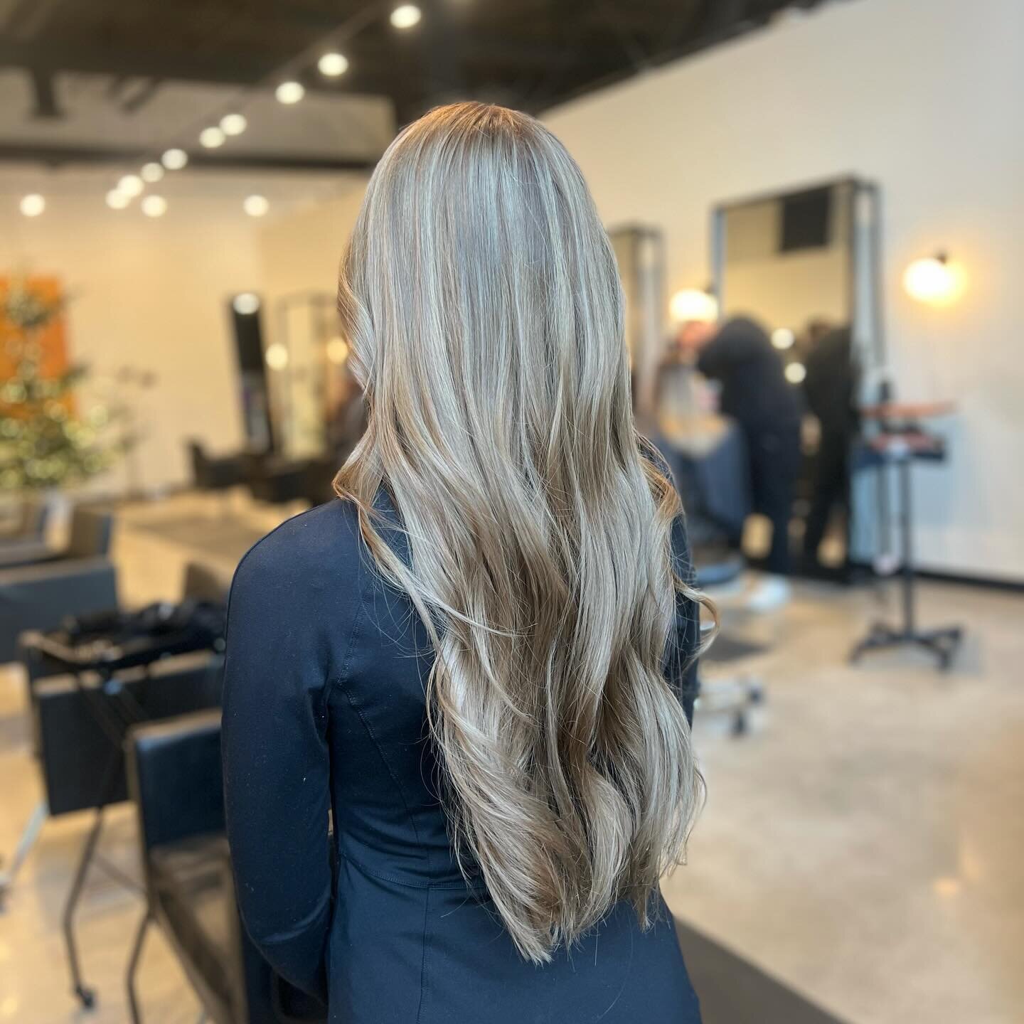 I just want to put out PSA on Sun In because I have had a few color corrections where the hair was too damaged to support highlights or it the tone was orange and brassy. The photo above is a best case scenario where the client just wanted to go back