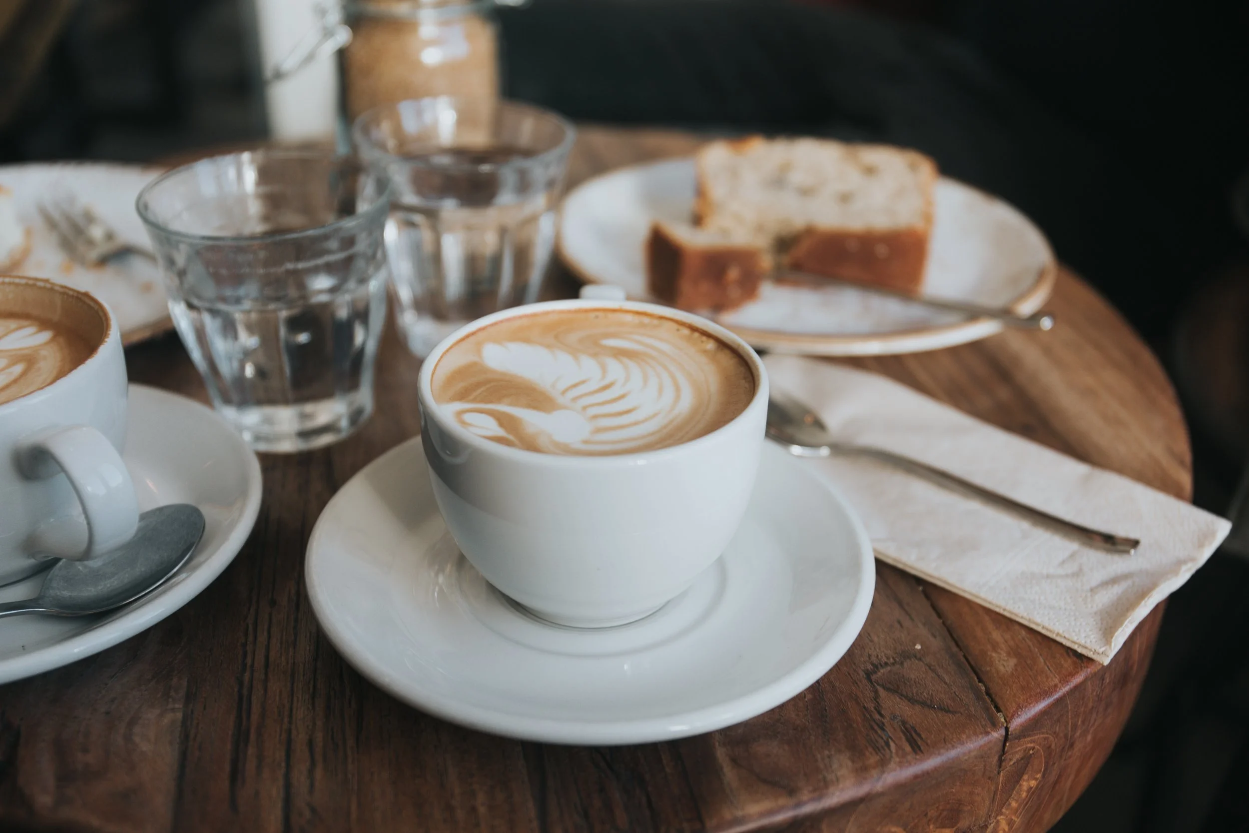 Herzliche Einladung ins Café "Miteinander" Zu den Infos