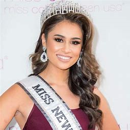 Miss Jersey crowned.png