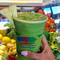 California Fruitshake & Juicebar 4.jpg