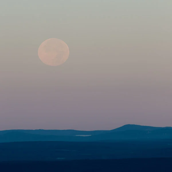 "Autumn Moon I", Copyright Jim Nickelson. All Rights Reserved.