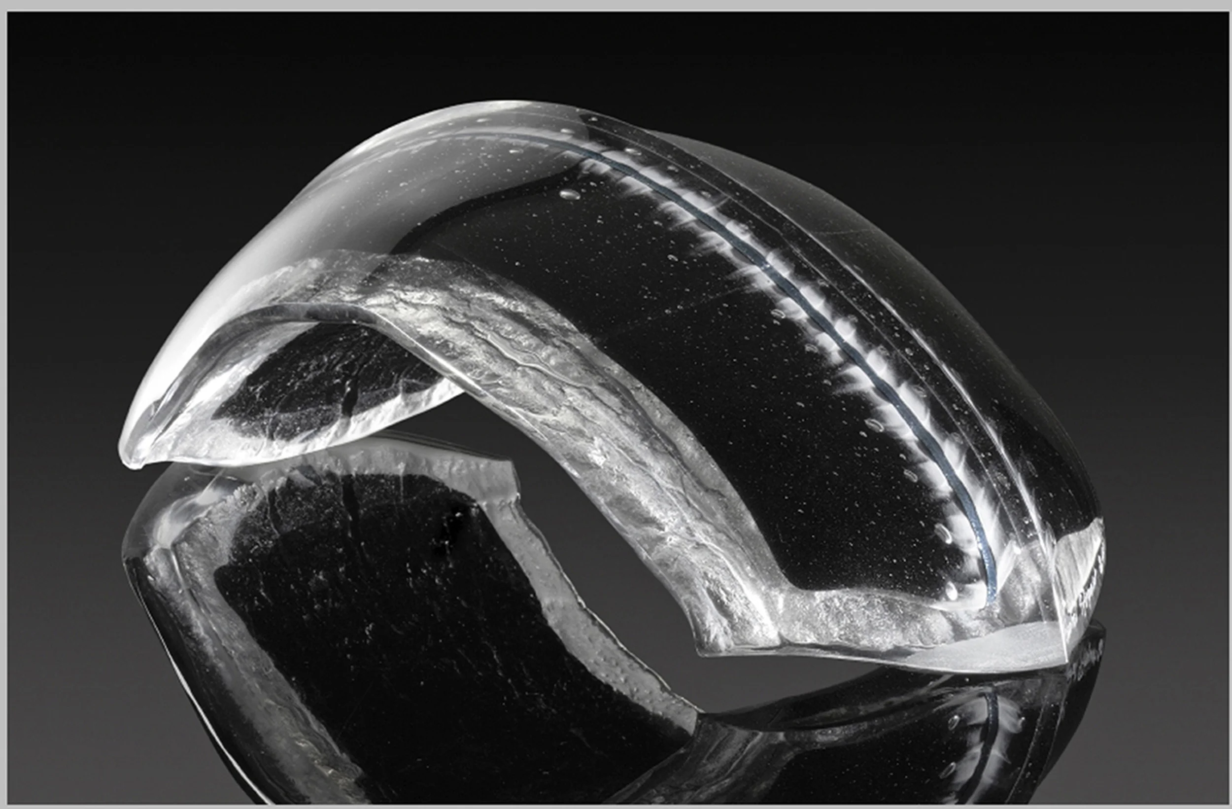 3.Amour noir X-48x21x17cm.jpeg