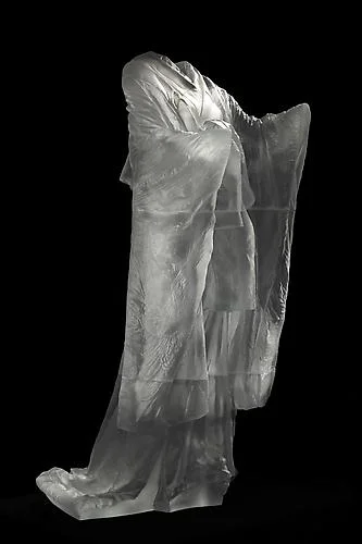 Kabuki, 2013. Cast glass, Multiple. 59 3/4 x 32 x 32 3/4 in.