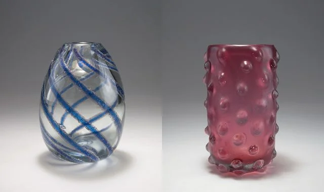 (l-r) Carlo Scarpa's "A canne sommerso a bollicine" vase, circa 1934, and "Corroso a bugne" vase, from 1936.(Courtesy Quittenbaum)