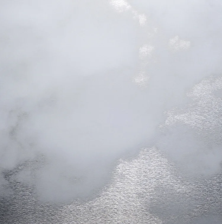 Ando_Kumo_cloud_48x48inches_stainless_steel_pigment_2015.jpg