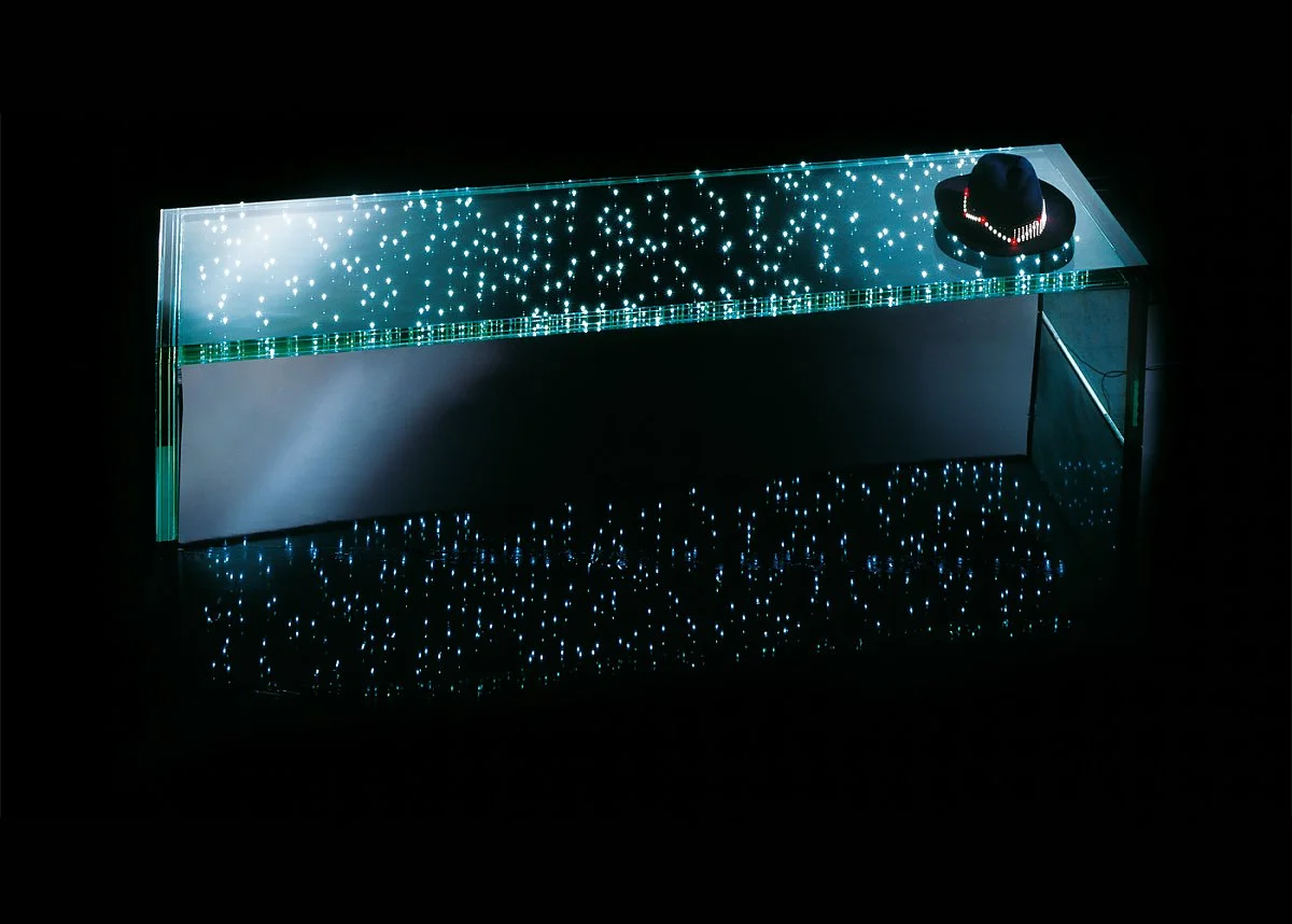 led_bench.jpg