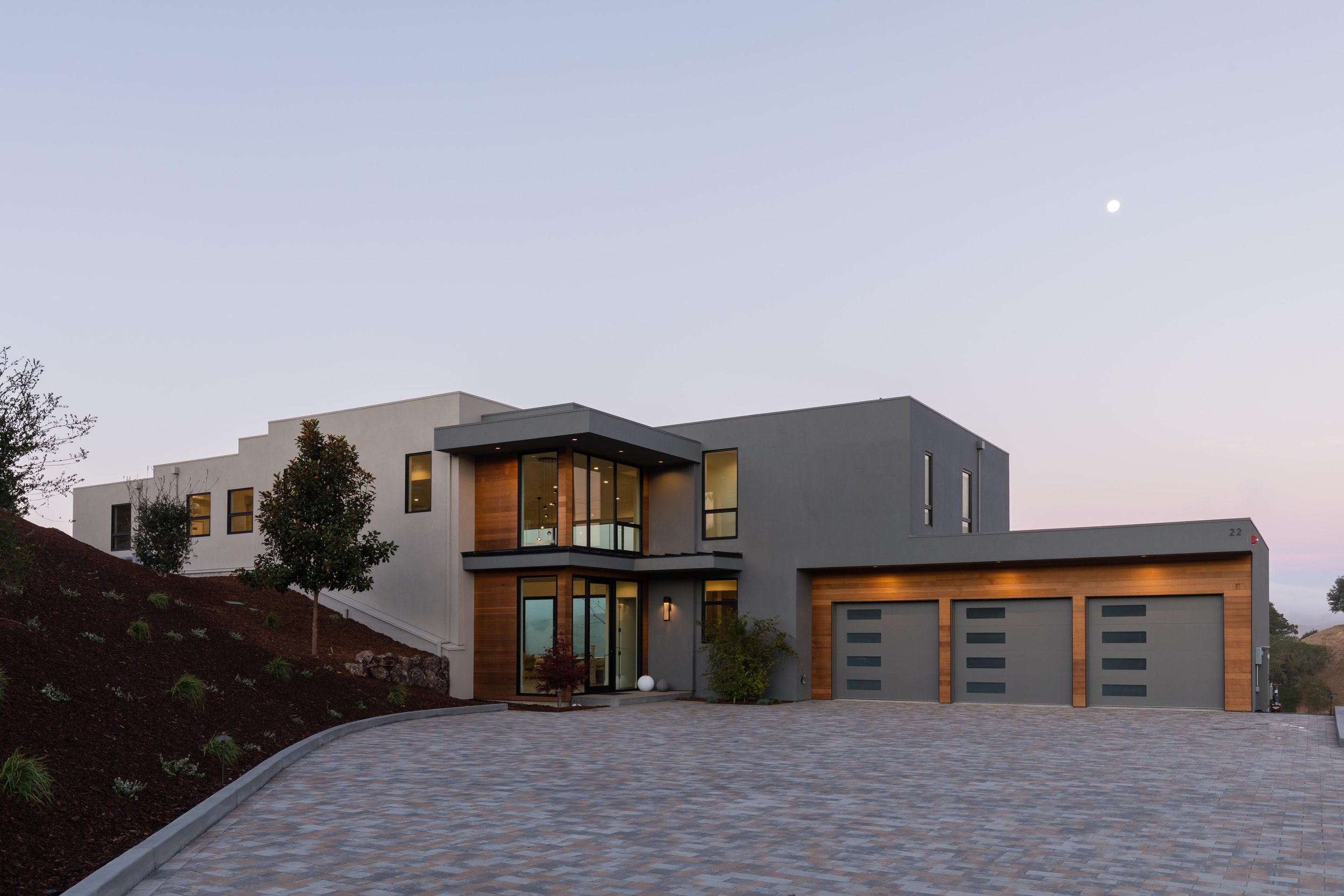 Lafayette, CA - Enkasa Homes / Diamond Construction / LMK Interiors / Michael Gale Architect / Studio D