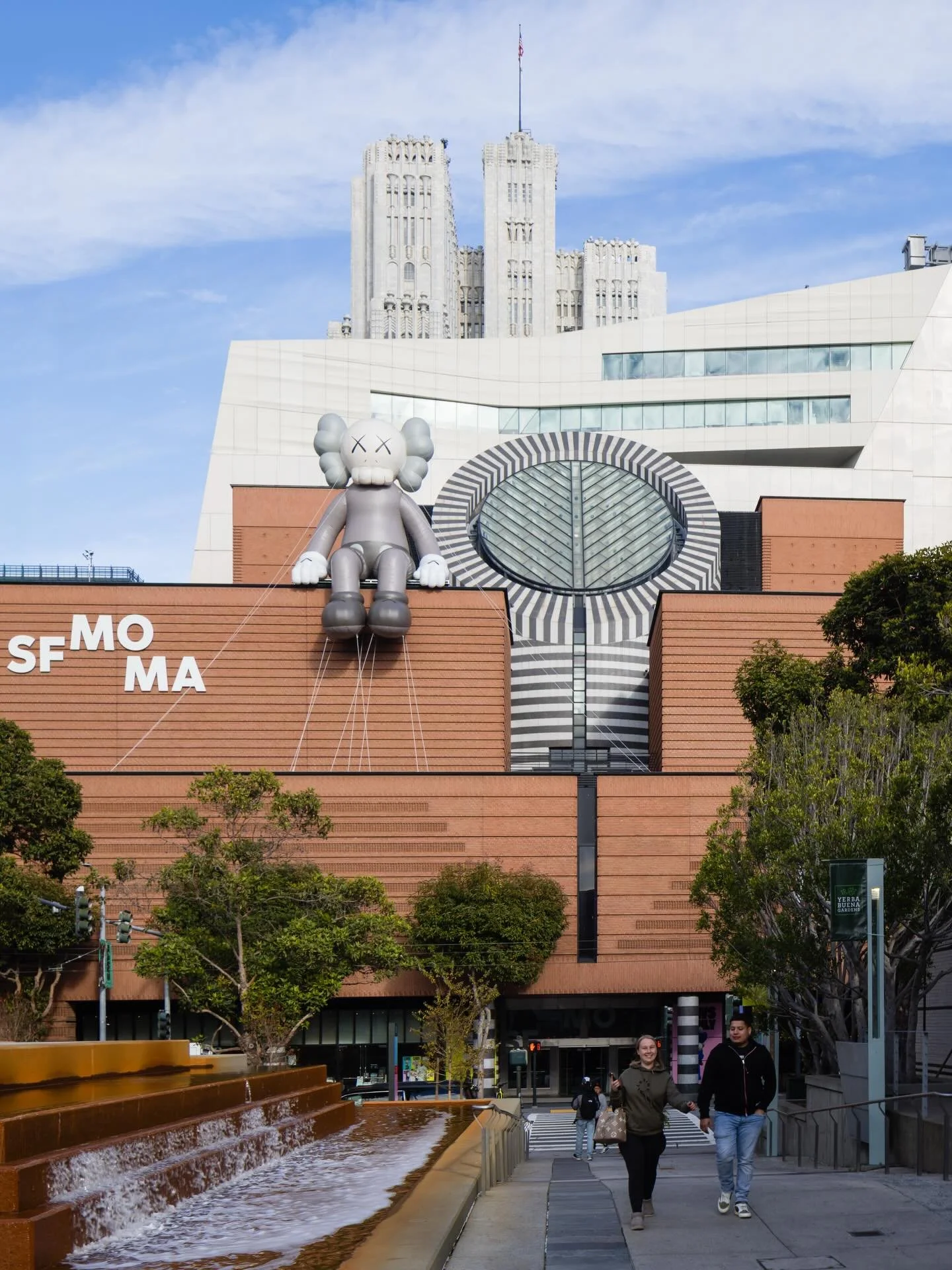 During the predictable seasonal slowdown in my work, I&rsquo;ve taken some time to walk around and shoot some architecture outside my usual repertoire.

Here are @sfmoma with @kaws Companion perched atop during the ongoing exhibit, and in the second 