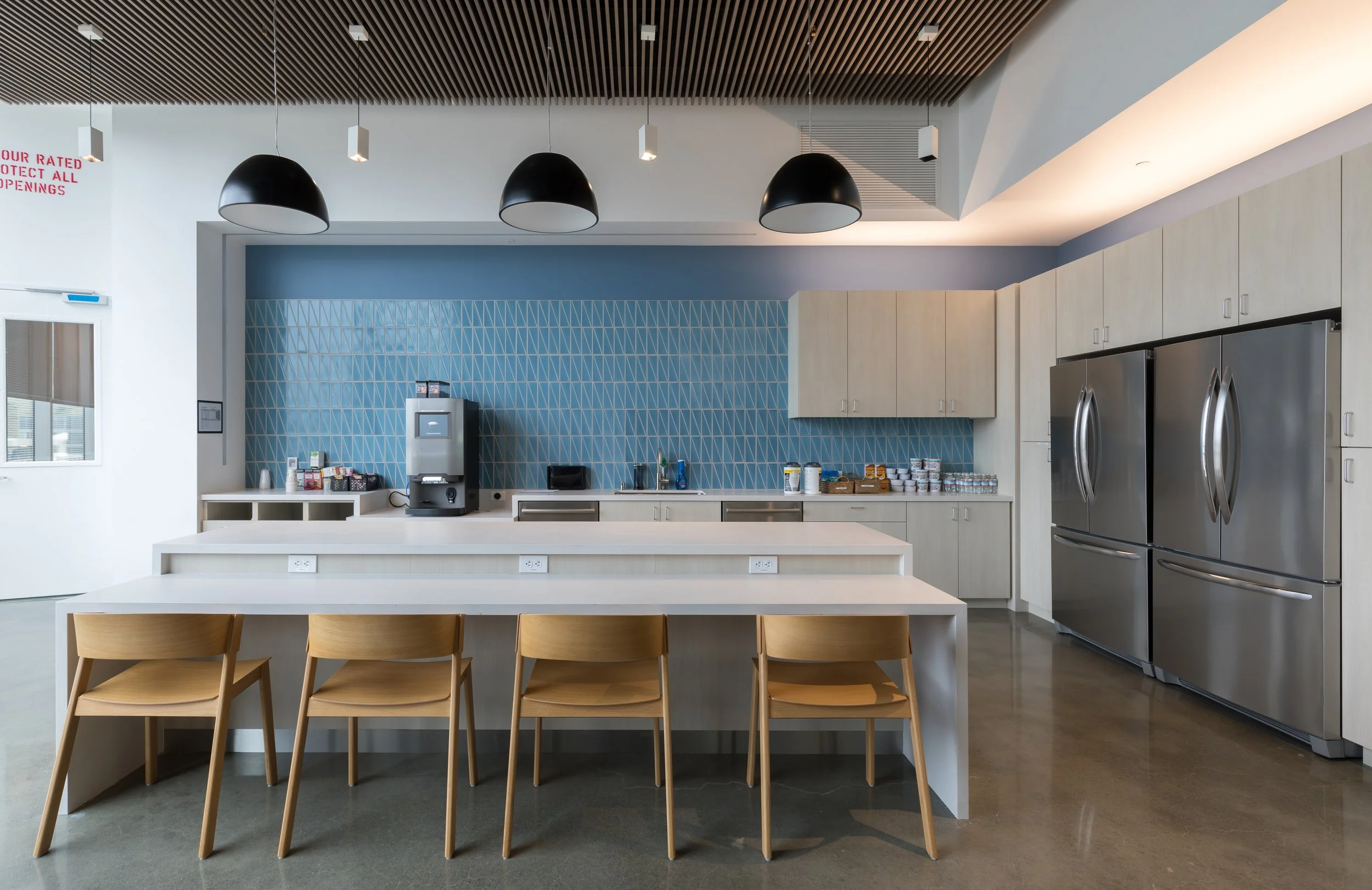 Gateway of the Pacific 010.jpg