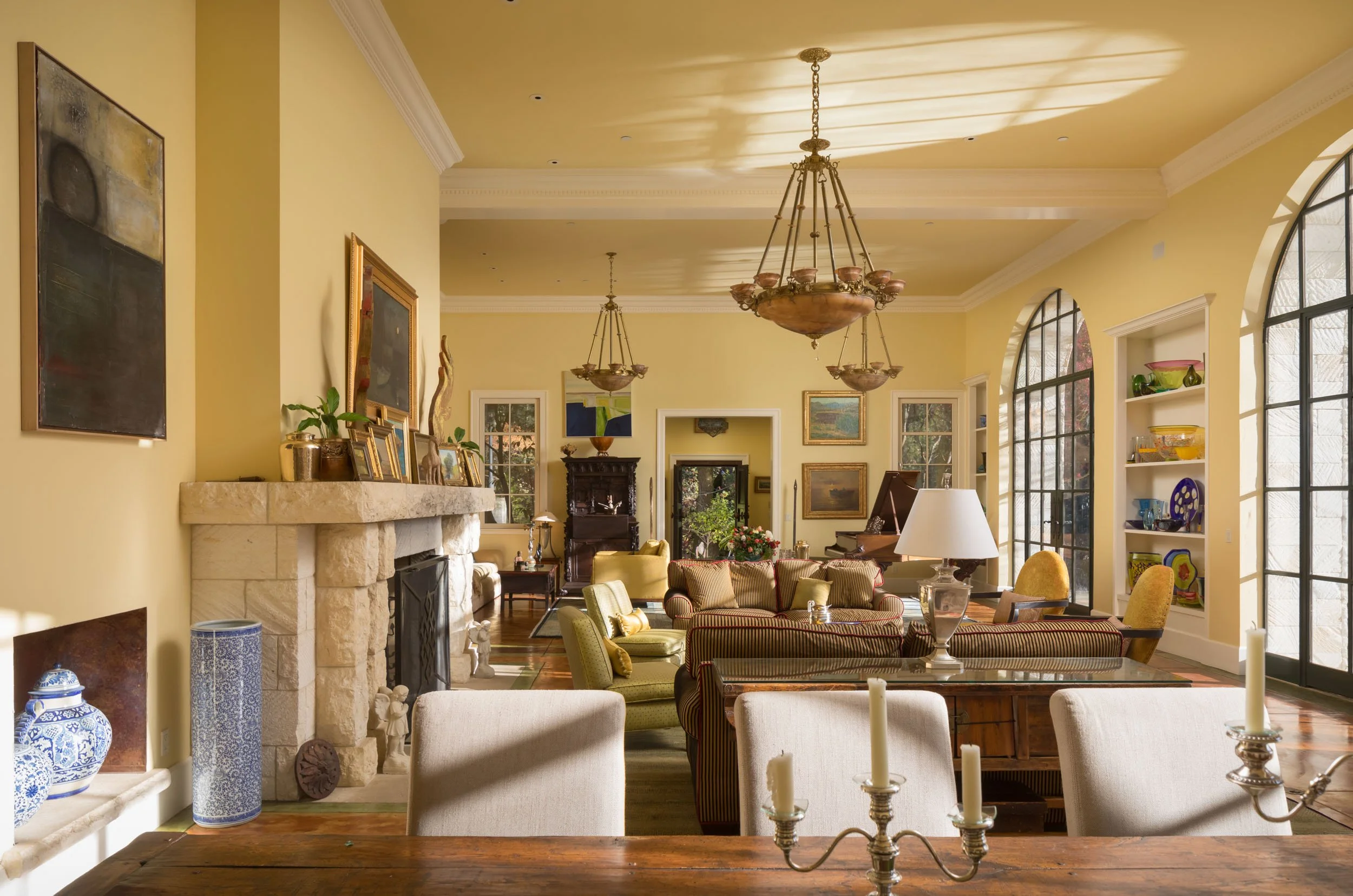 18730 Canyon interiors 02 20241210 small.jpg