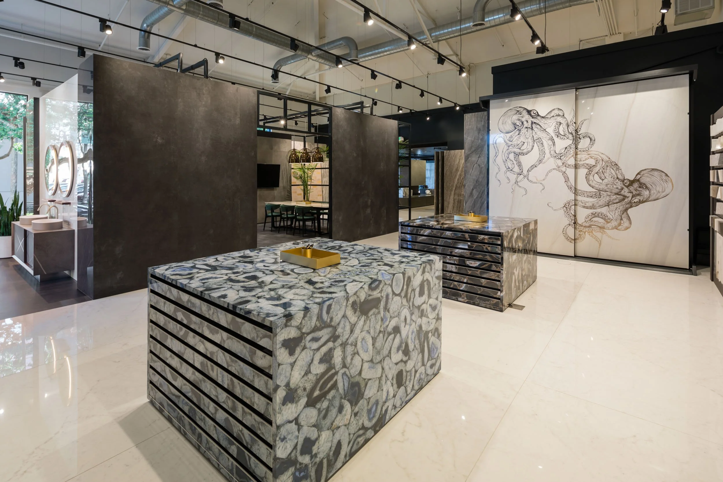 EuroWest SF showroom (peterlyonsphoto) 23 small.jpg