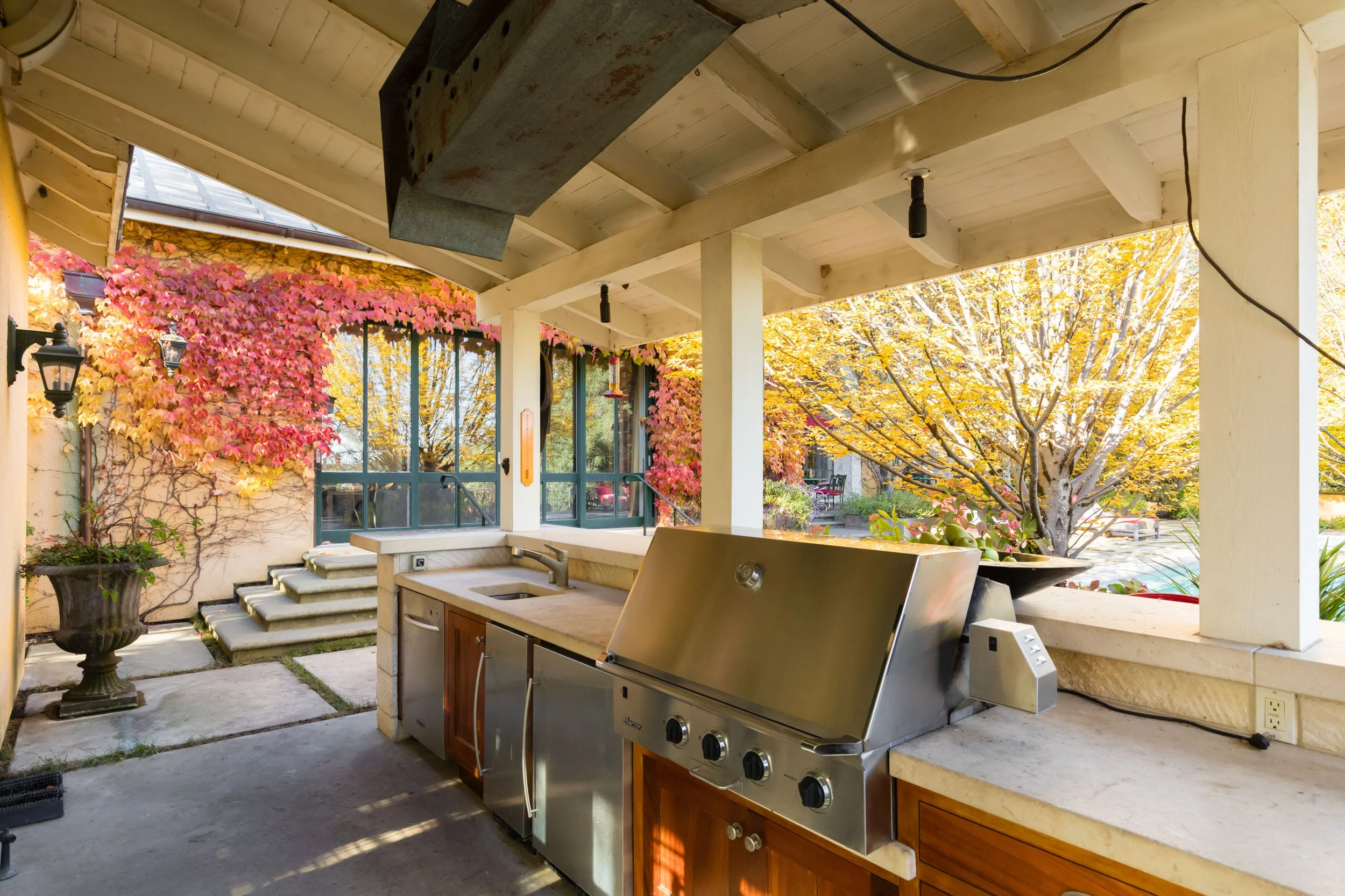 18730 Canyon grounds 22 20241127 small.jpg