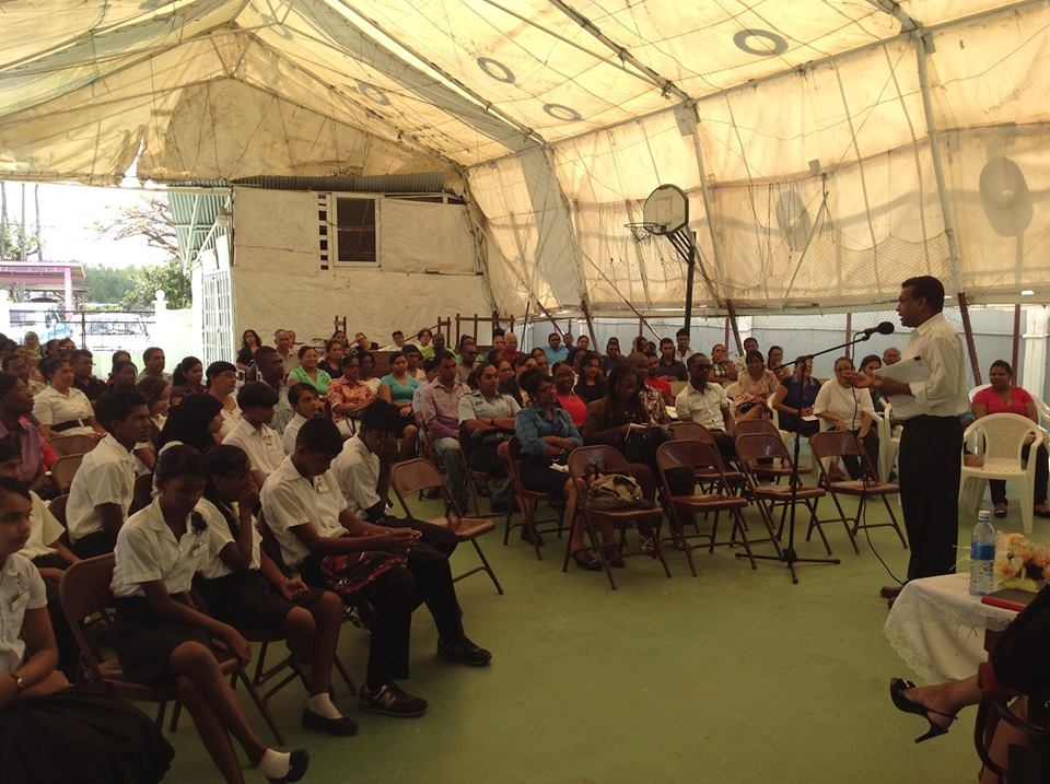 Dr. Narain speaking at the Roadside Baptist Church Skills Training Centre.