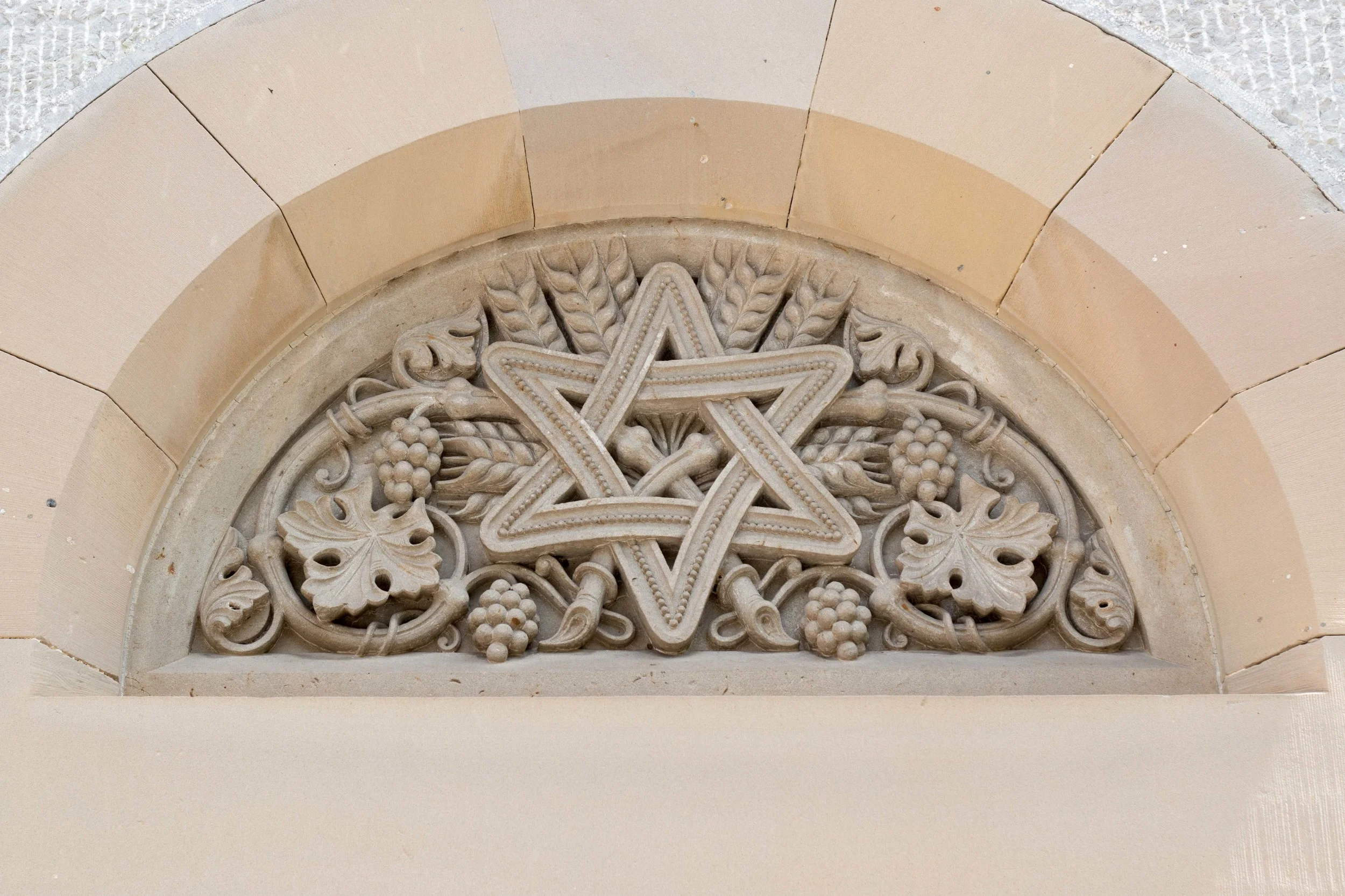 beautiful Stonework above a door way