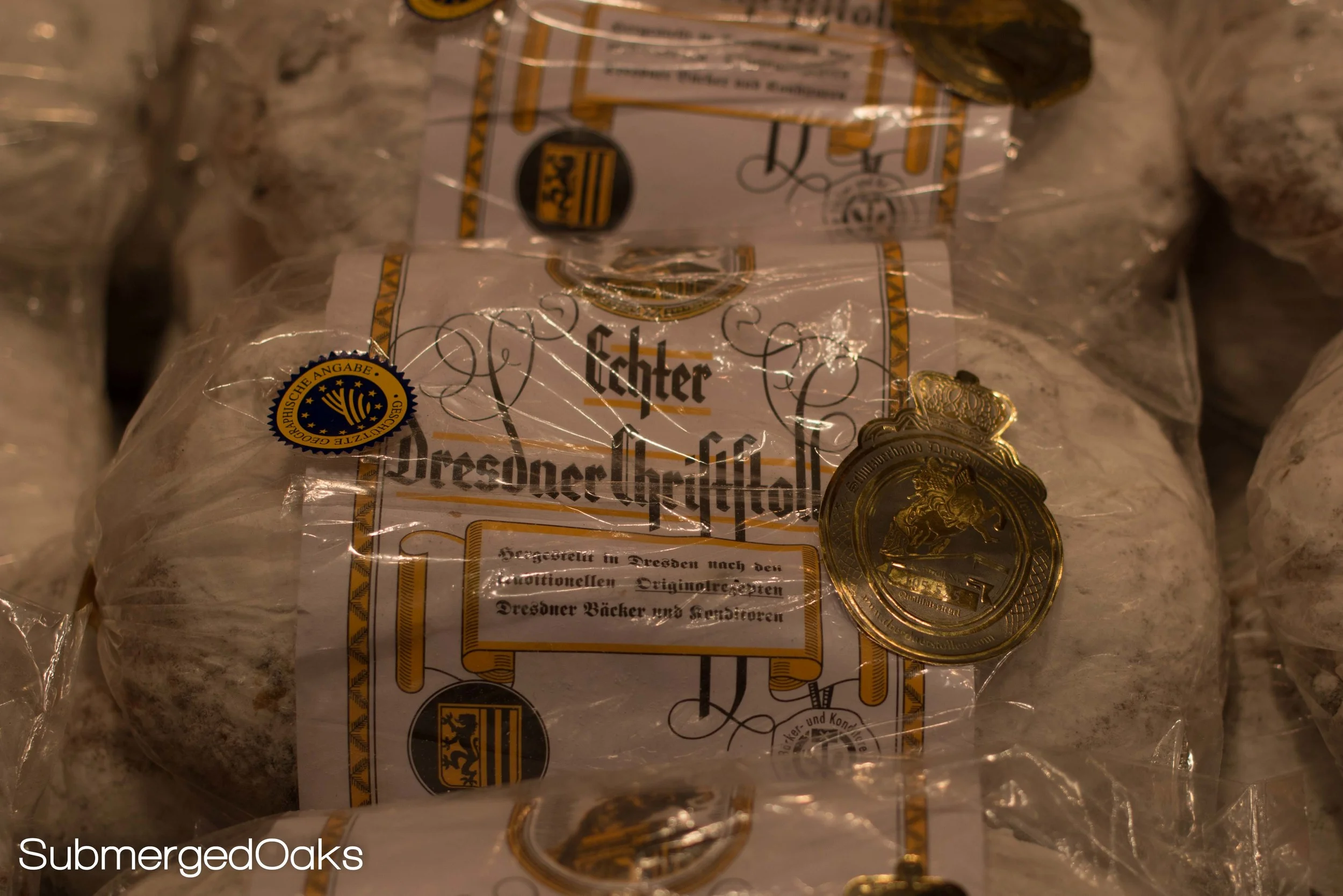one variety of Dresdener ChristStollen 