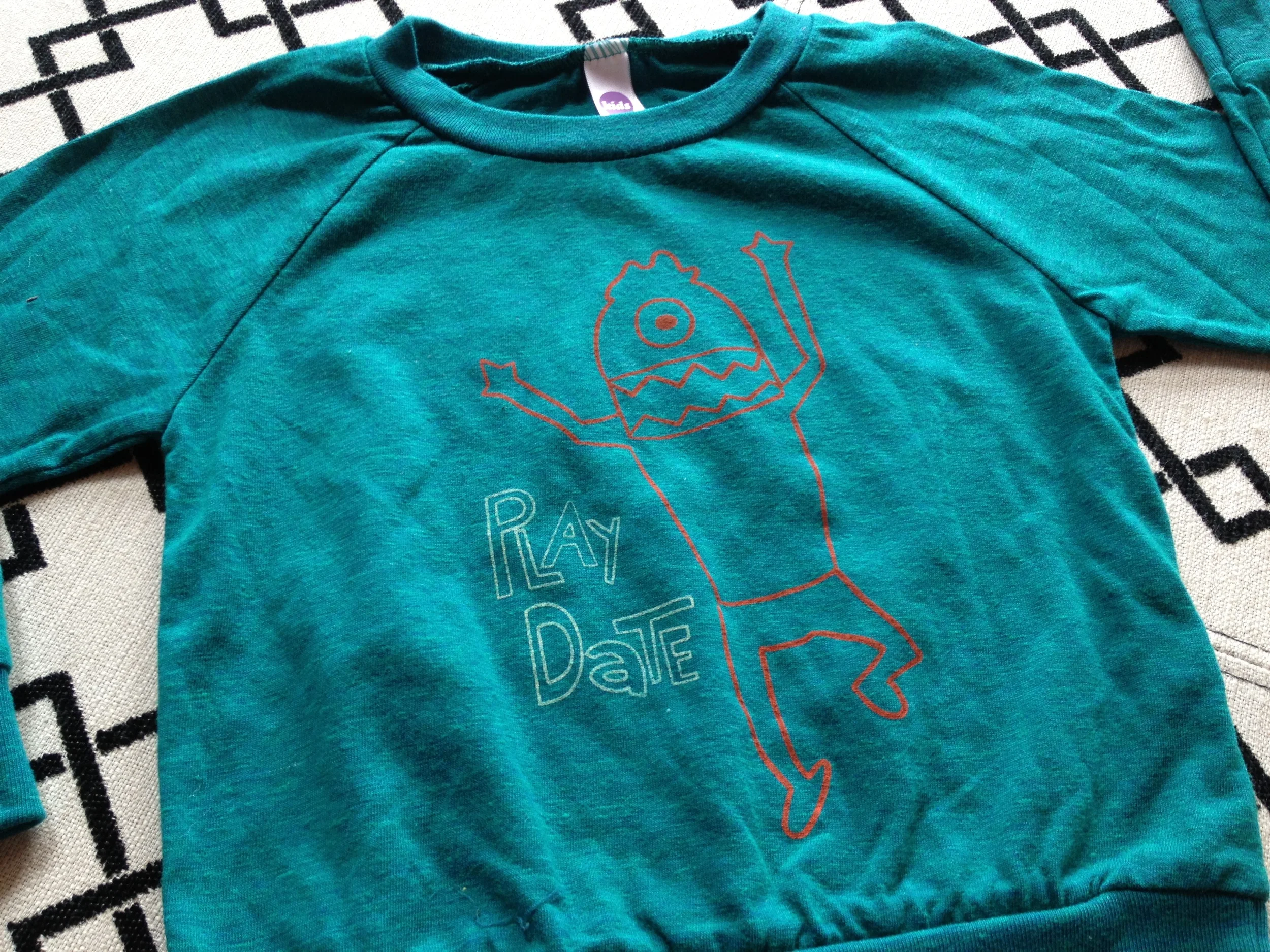 MONST_RAGLAN_GRN2.JPG