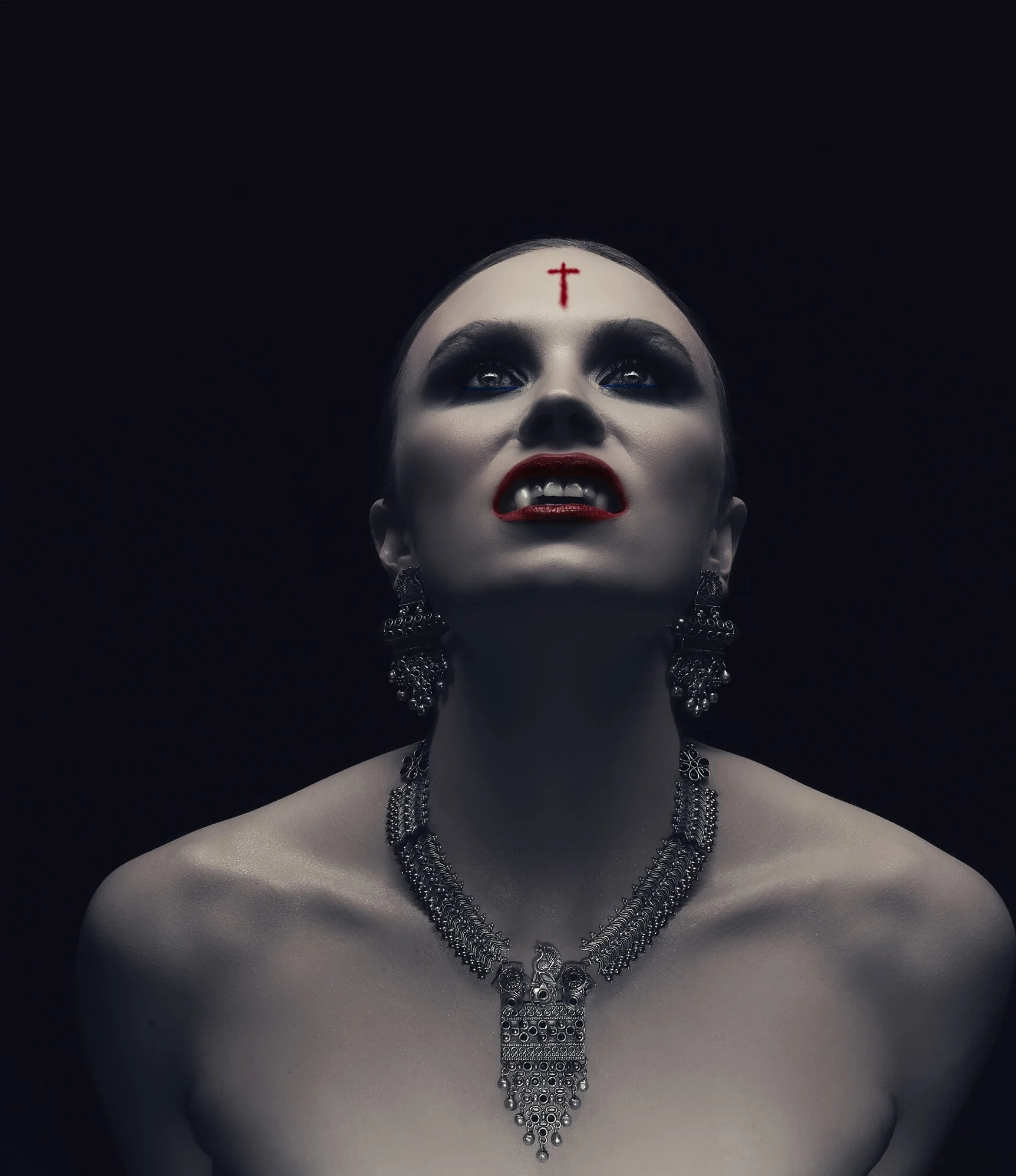 VAMPIRE_002M.jpg