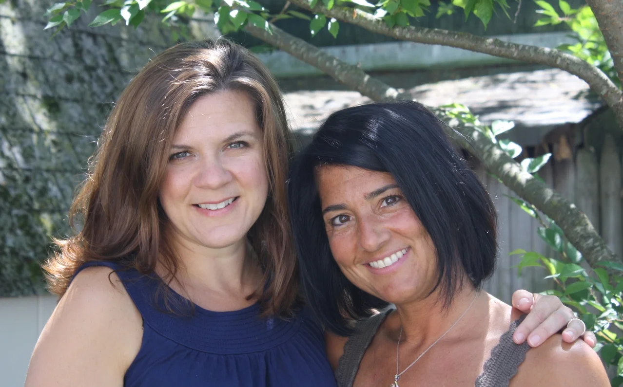 Kelly & Pam 