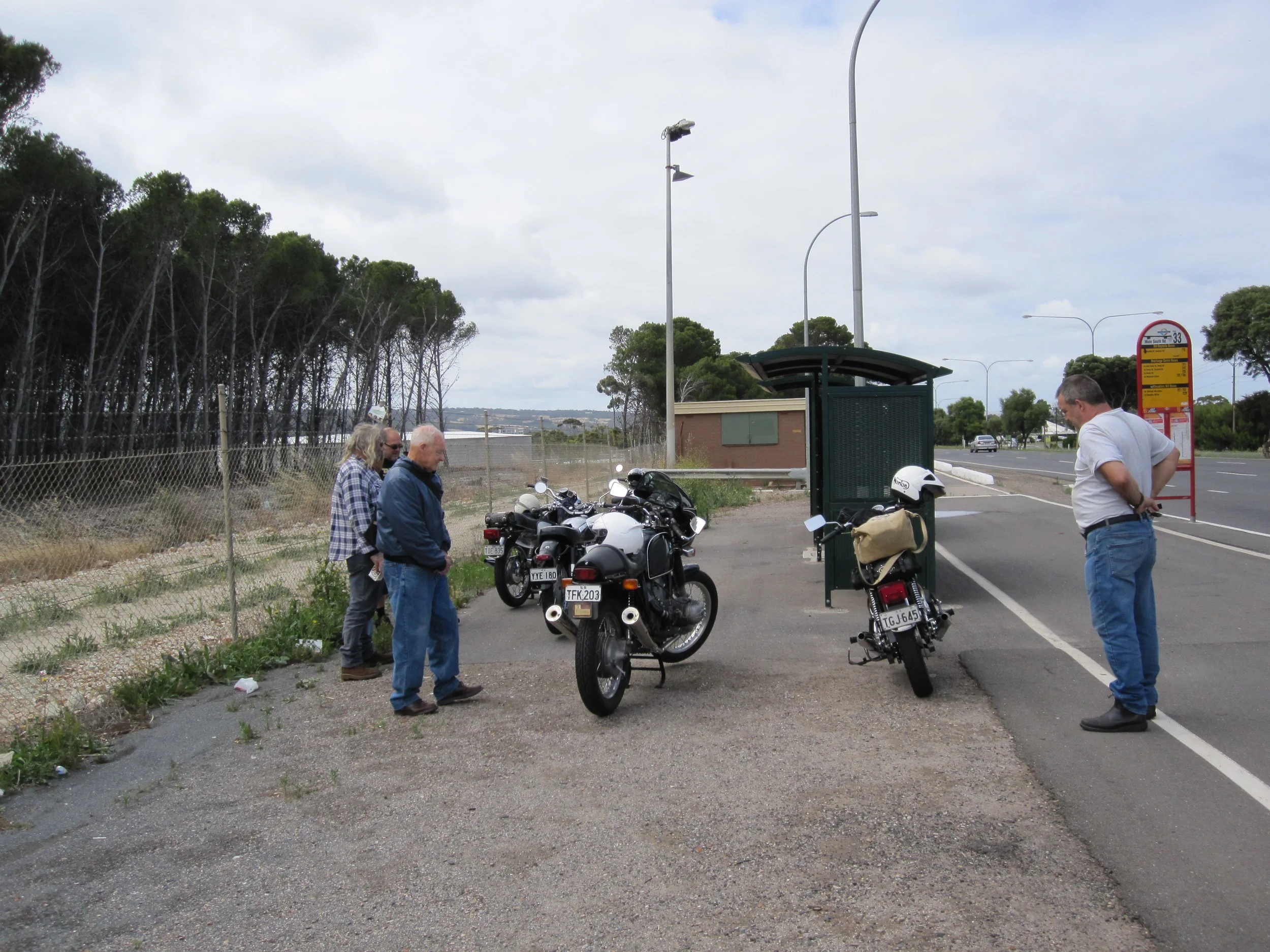 2010 Dec 'Southern' Meet at O'Halloran Hill