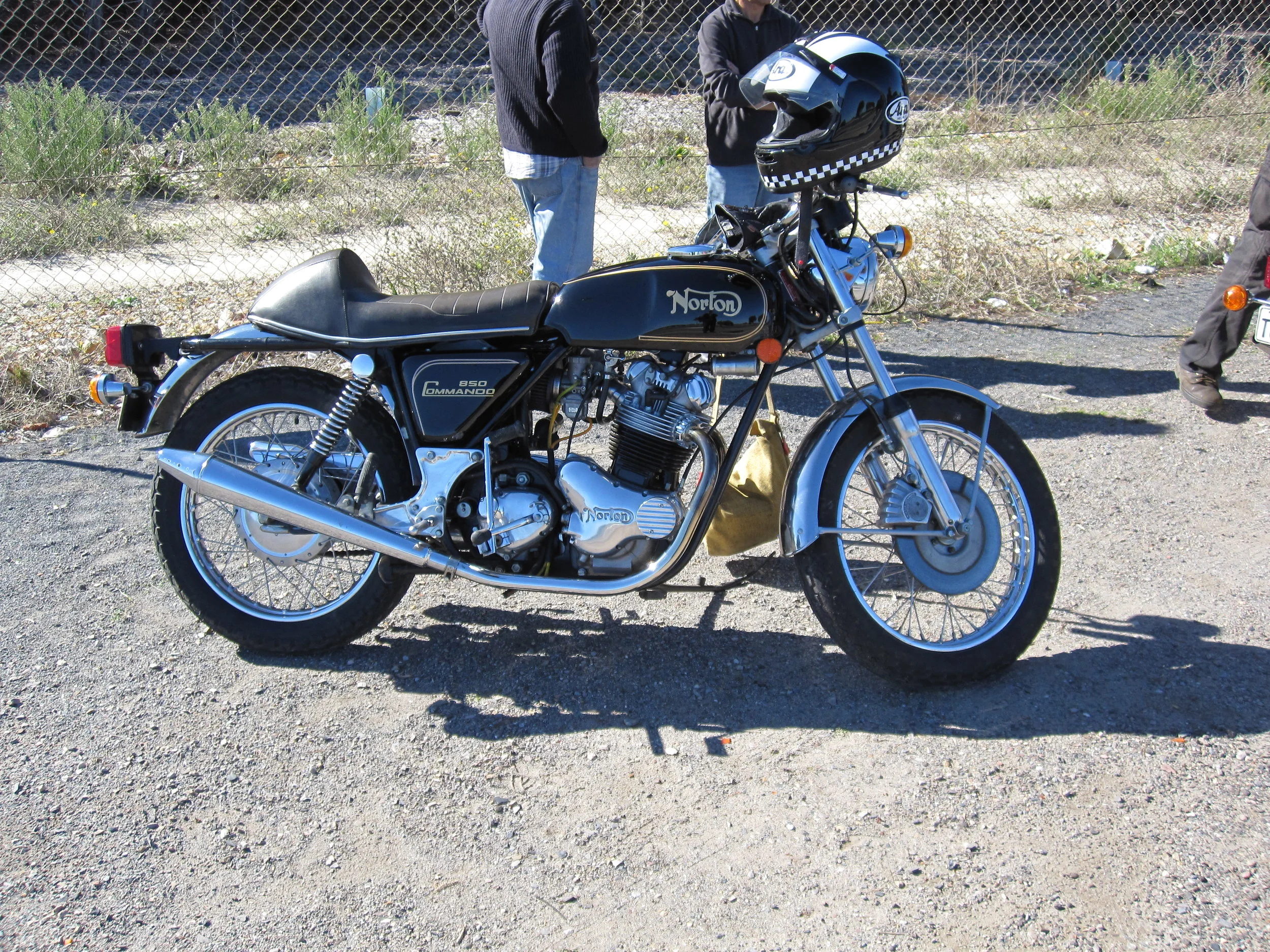2011 Dec 'Southern' Meet at O'Halloran Hill