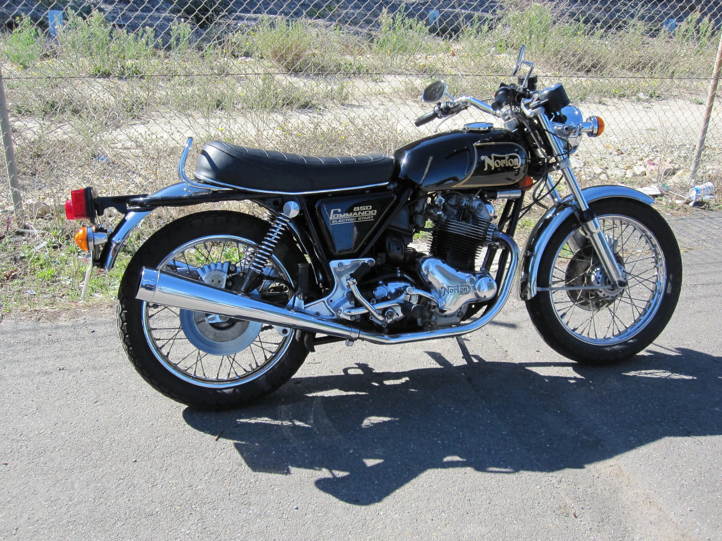 2011 Dec 'Southern' Meet at O'Halloran Hill