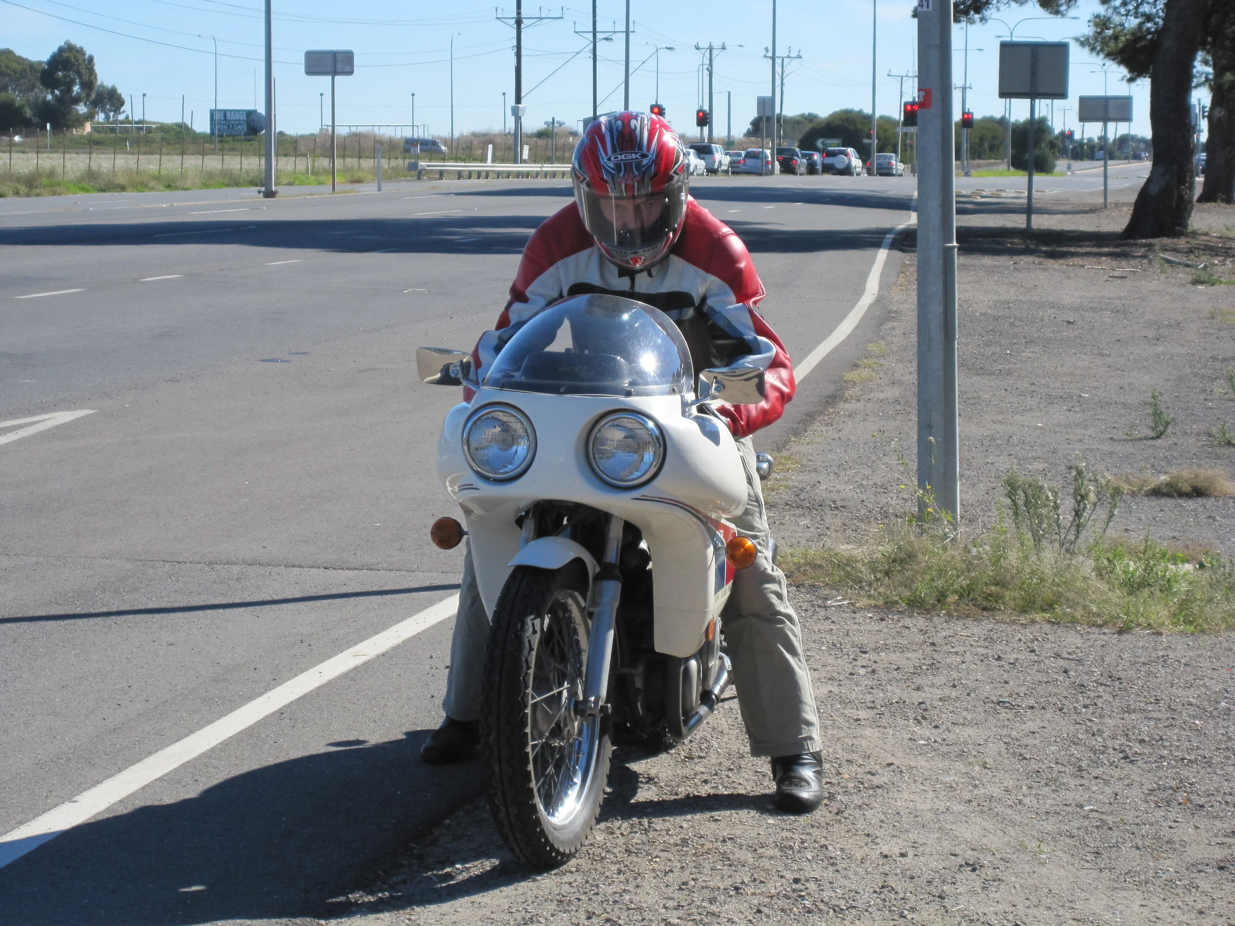 2011 Dec 'Southern' Meet at O'Halloran Hill