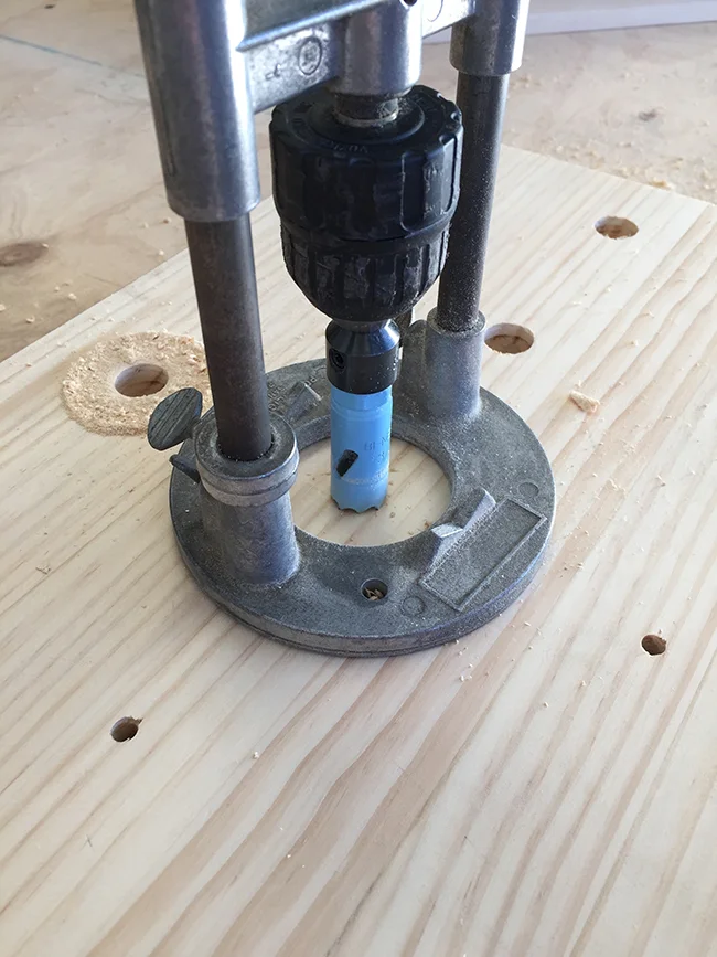 4 Use a holesaw to drill the holes.jpg