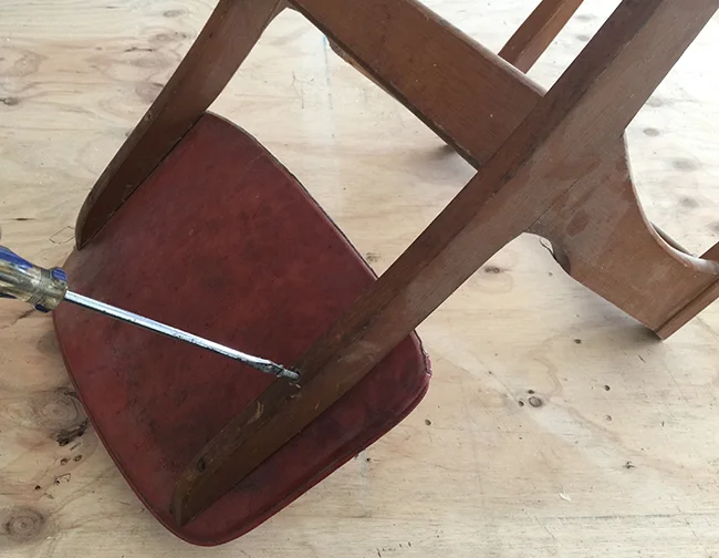 STEP 1 remove the seat and back rest.jpg