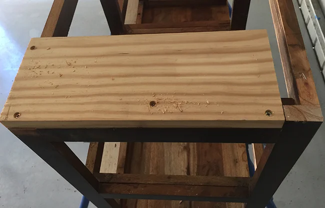 STEP 7 add base for the legs.jpg
