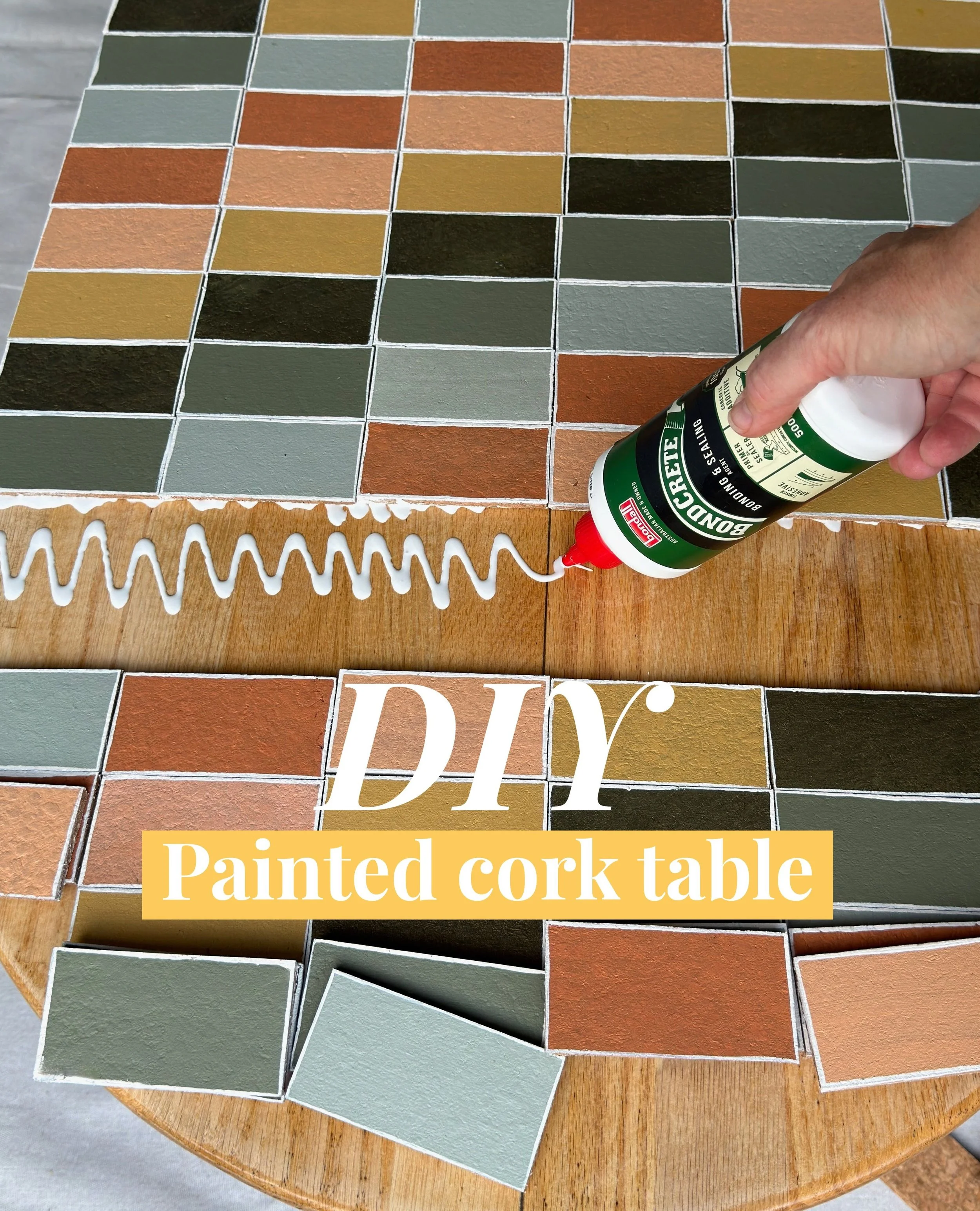 A combo of DIY painted cork, sand (yes, sand!) and sealer creates a beautifully tactile, moisture-resistant surface that&rsquo;s saturated with colour.⁠
Here&rsquo;s how I made this midcentury-style table...⁠
&bull; paint cork sheets from sample pots
