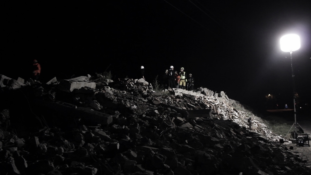 03 D1 night scenes.Still006.jpg
